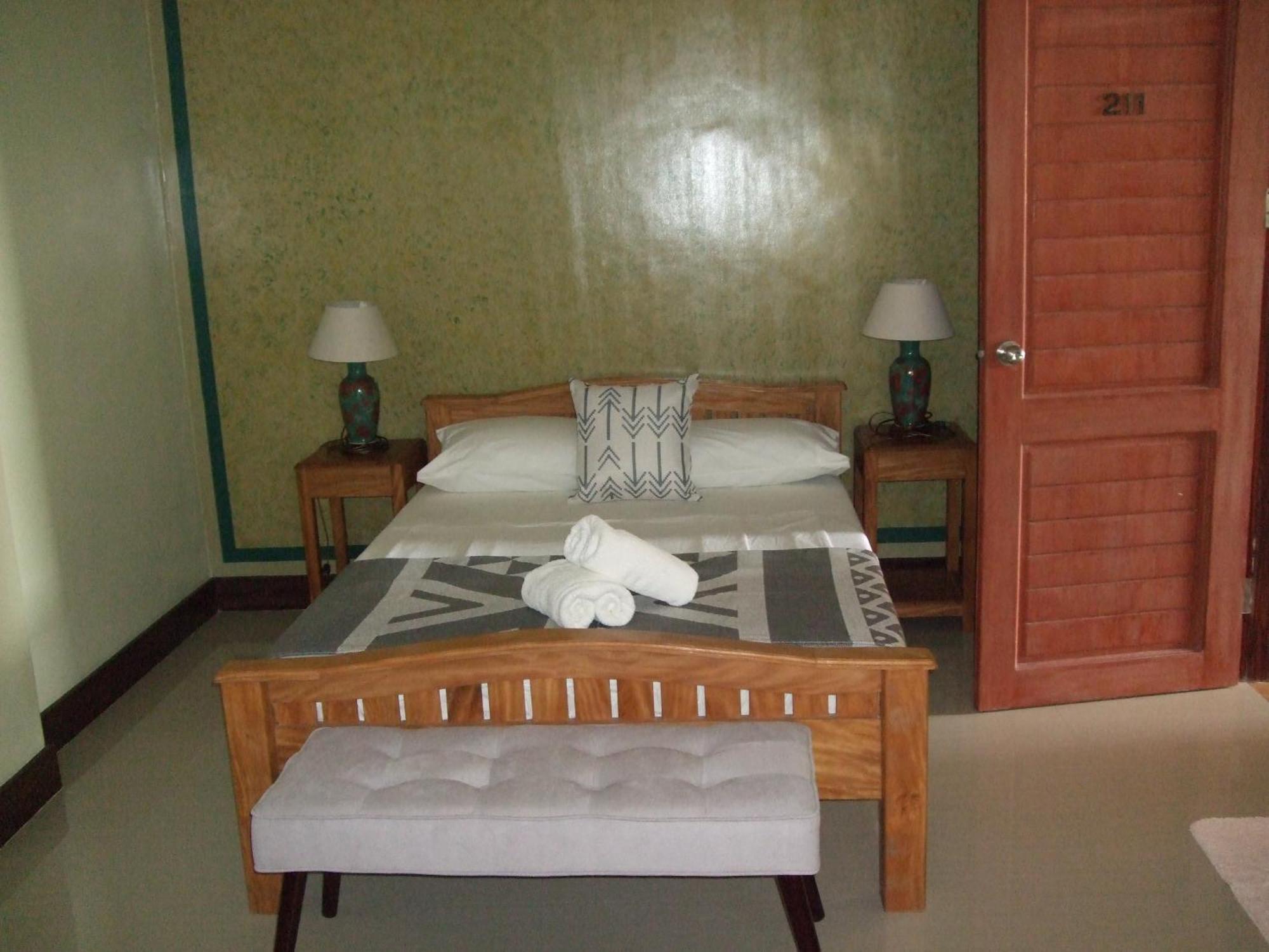 Calicoan Villa Sarog Habitación foto